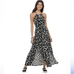Candie's Black and White Floral Maxi Dress
